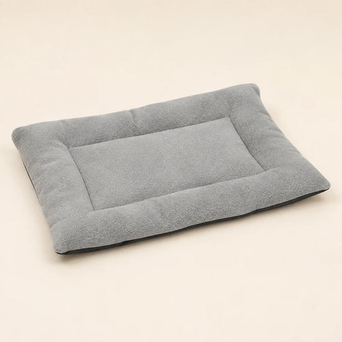 Grey · Small (40 × 30 cm) PETEE Little Nap Pad in a PETEE studio scene